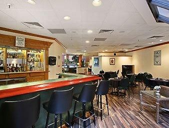 فندق Ramada Conference Center South إنديانابوليس المظهر الخارجي الصورة